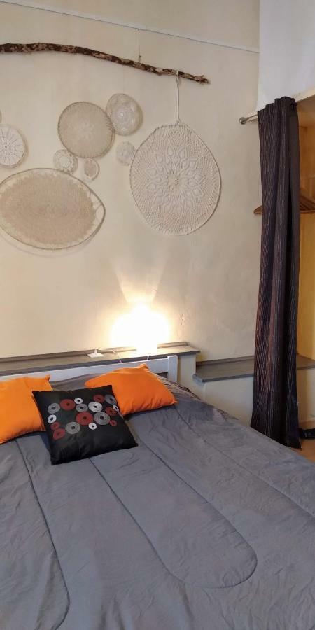 Apartamento Le Nid Des Arenes Arlés Exterior foto
