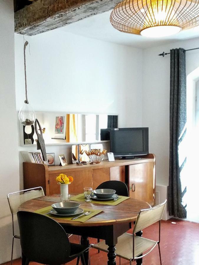 Apartamento Le Nid Des Arenes Arlés Exterior foto